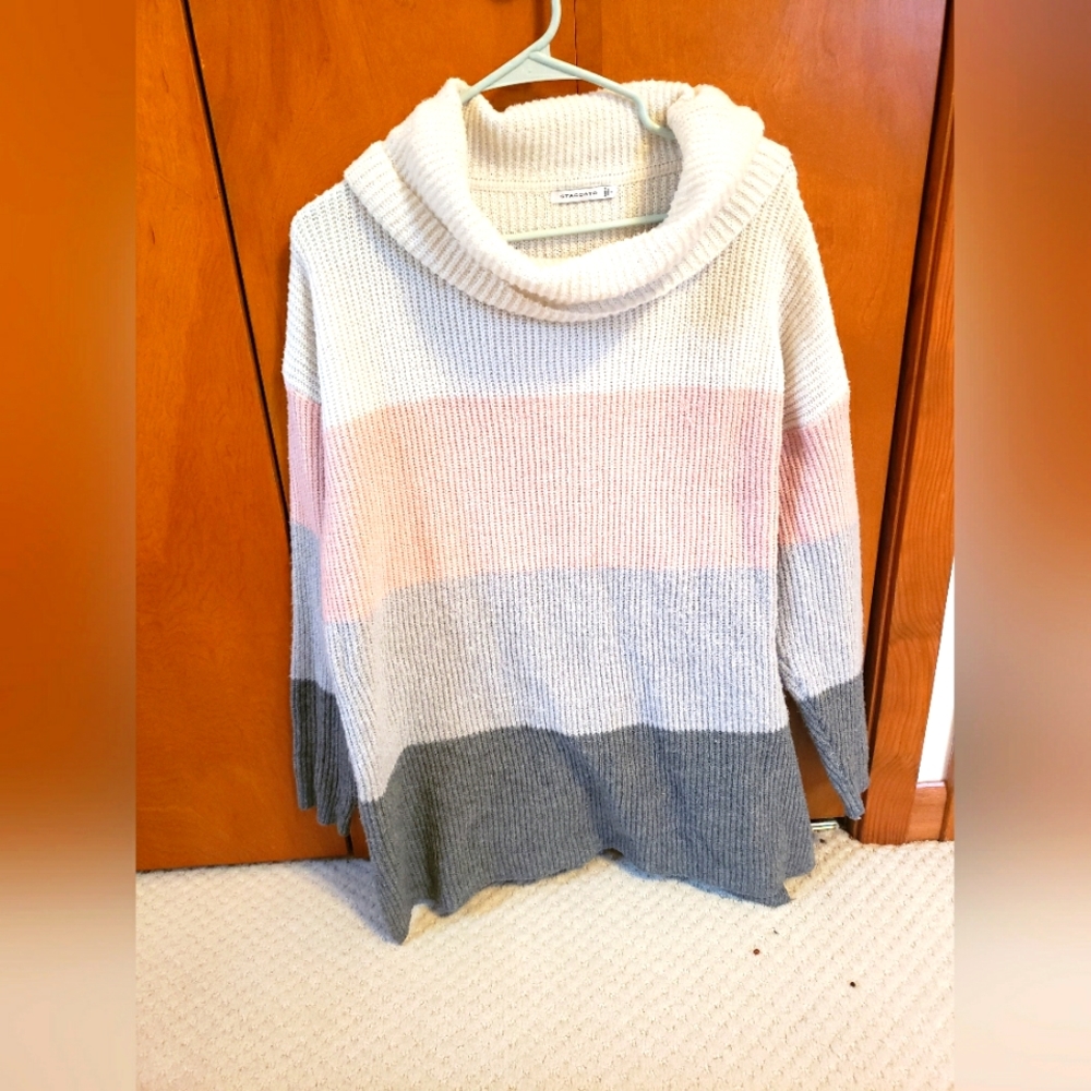 COPY - Turtleneck sweater